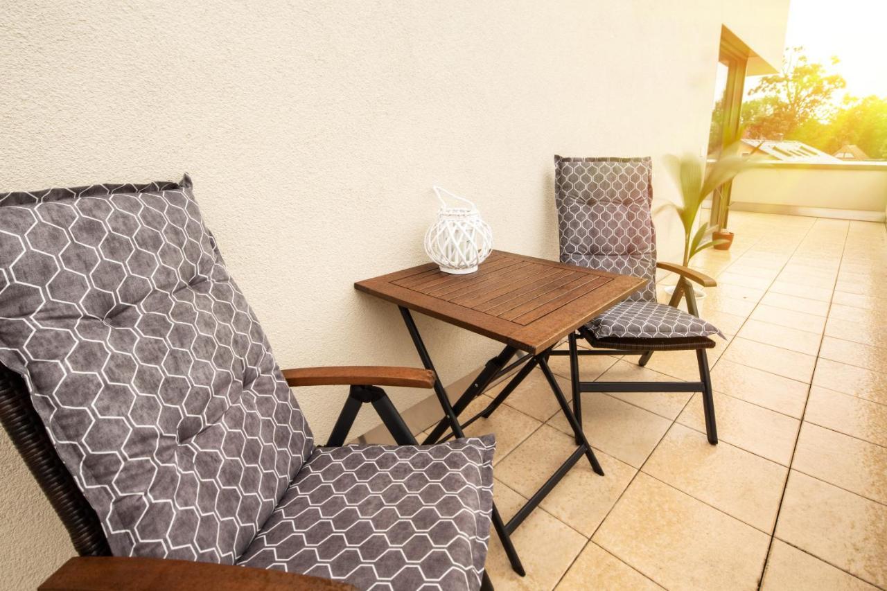Ferienwohnung Neu! Gästezimmer in Dresden mit Dach-Terrasse Exterior foto